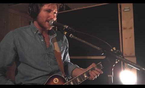 Easy Honey | B-Side Sessions | Live at Fairweather Studio